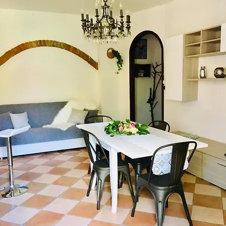 Country House Of Tulips Mongardino